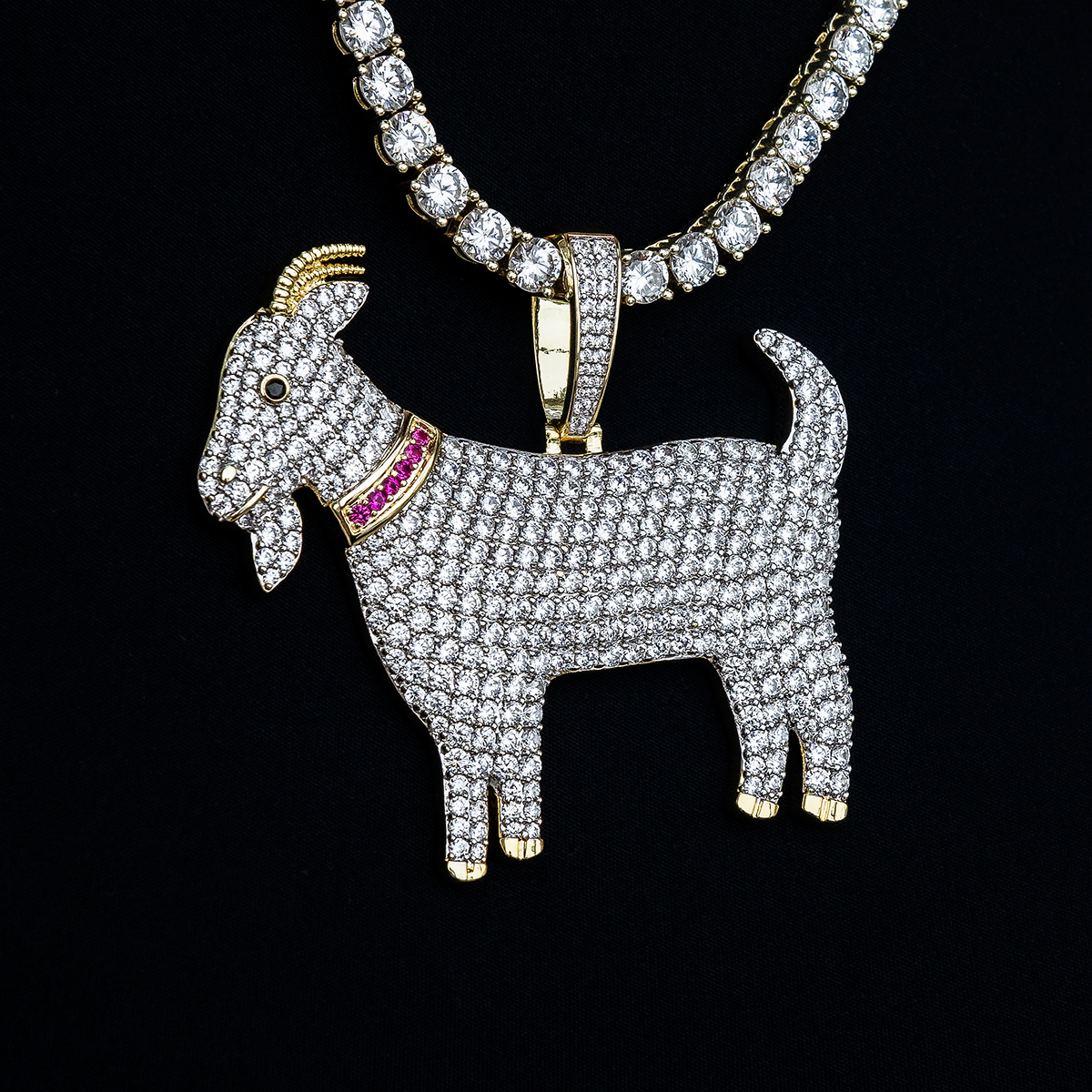 Large GOAT Pendant in Yellow Gold