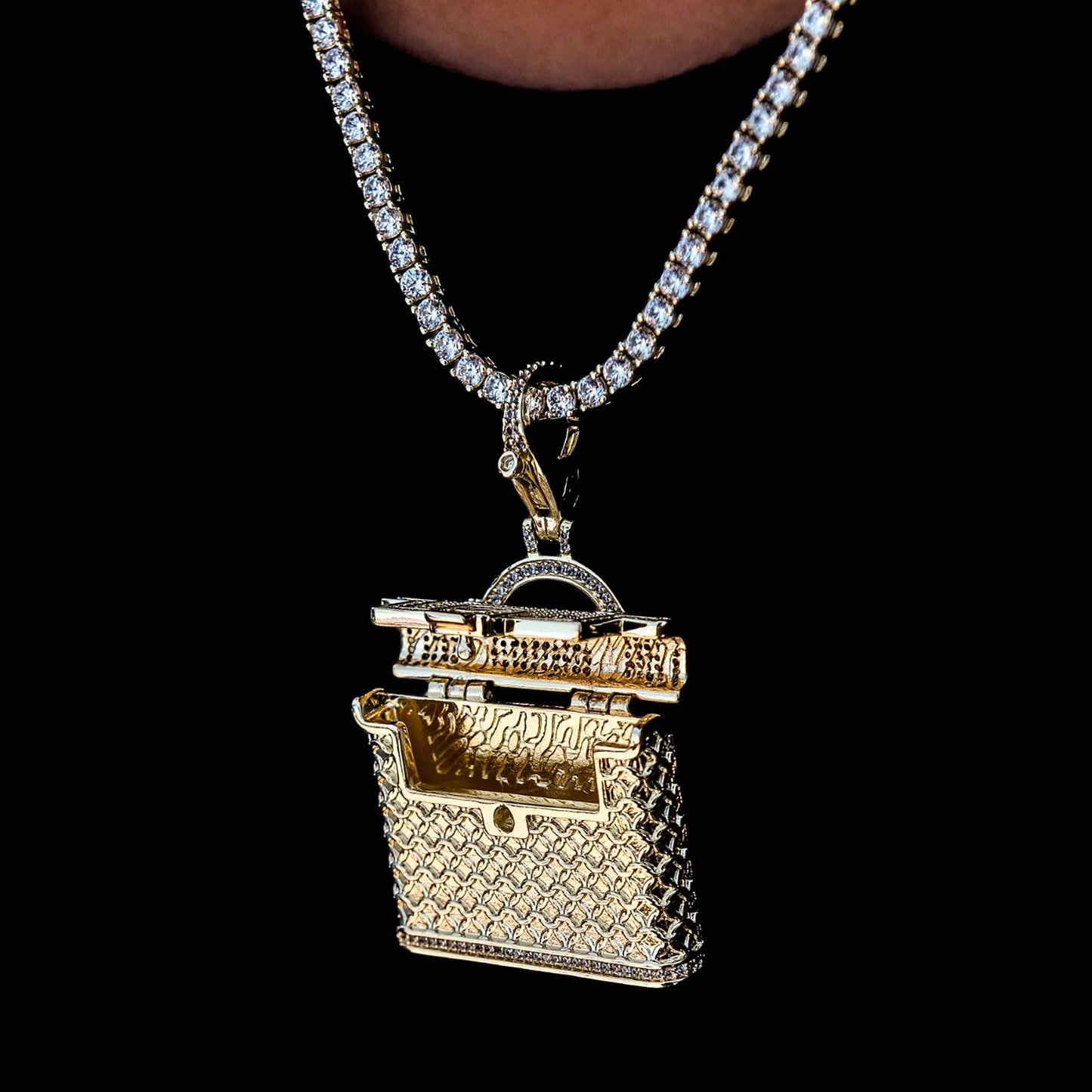 Iced Purse Clip On Pendant in Yellow Gold